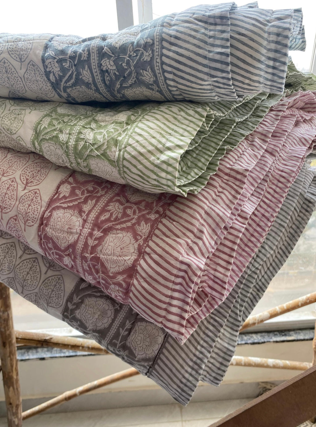 Jaipuri Razai Quilt — Leaf Blue (King + Pillow Cases)