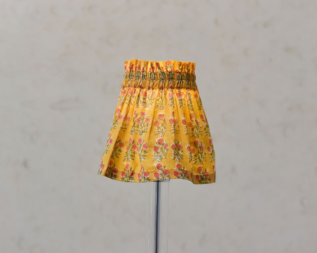 Cottage Light Dolly Cover — Motif Yellow Piped Elasticated, size Very Small (10-18 cm top diameter (wall lights))