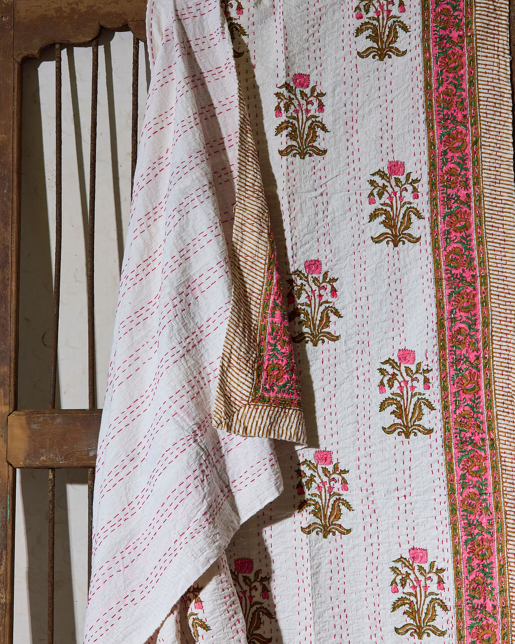 Handcrafted Kantha Throw — Paisley Cream and Pink, size 60 x 90 inches (152 x 229 cm)