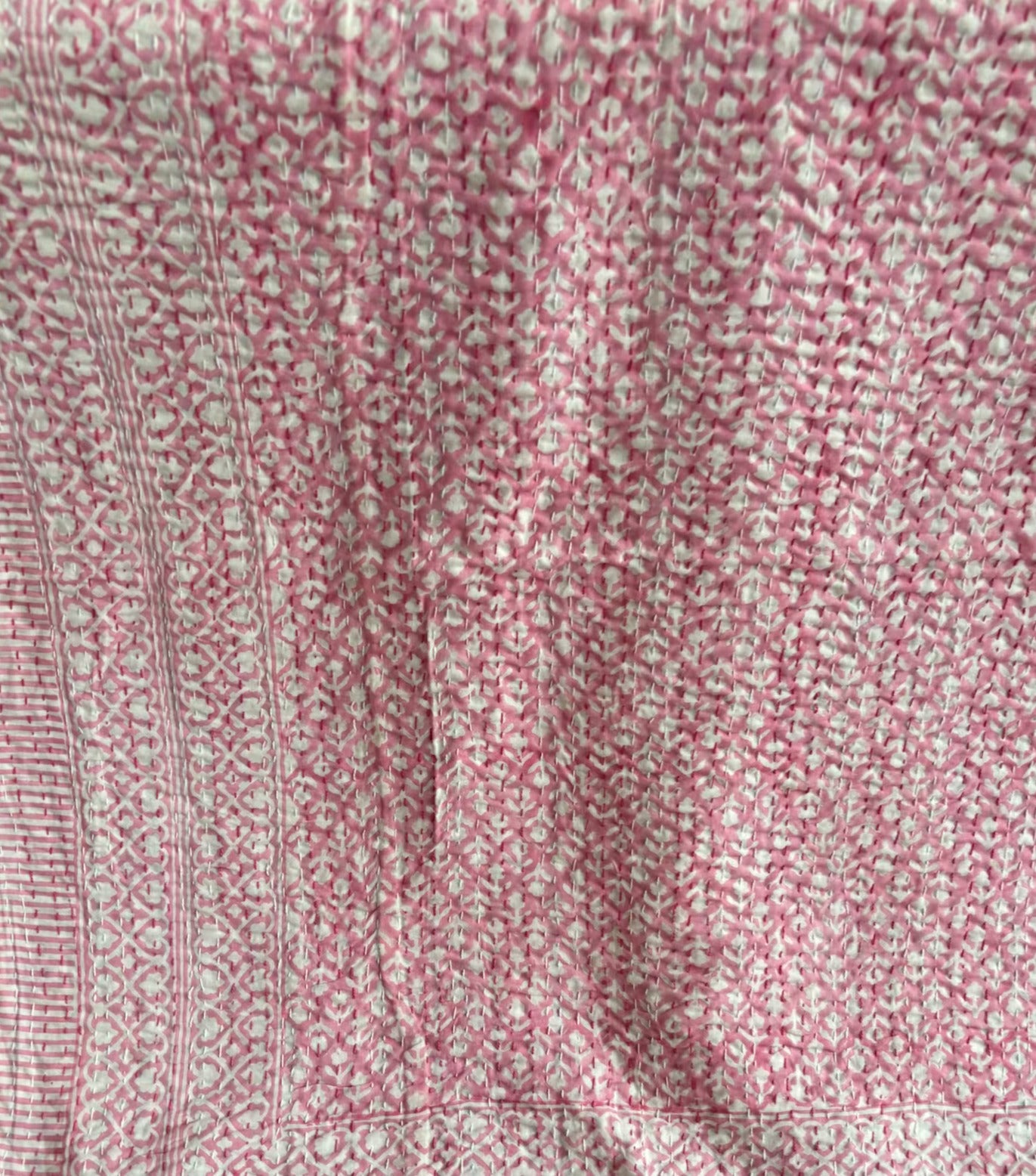 Handcrafted Kantha Throw — Pinks
