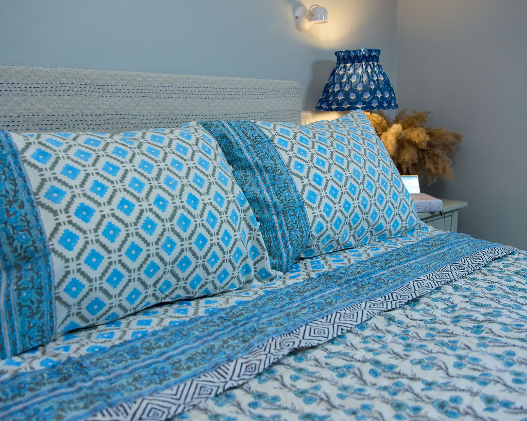 Jaipuri Razai Quilt — Floral Geometric Blues (King + Pillow Cases), size King (229 x 274 cm) + 2 Pillow Cases