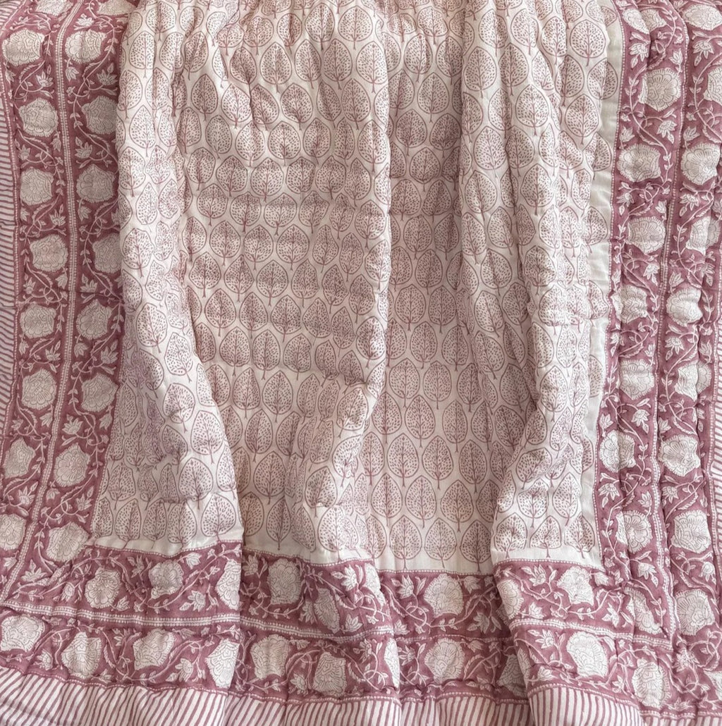 Jaipuri Razai Quilt — Leaf Dusty Pink (Single / Kids)