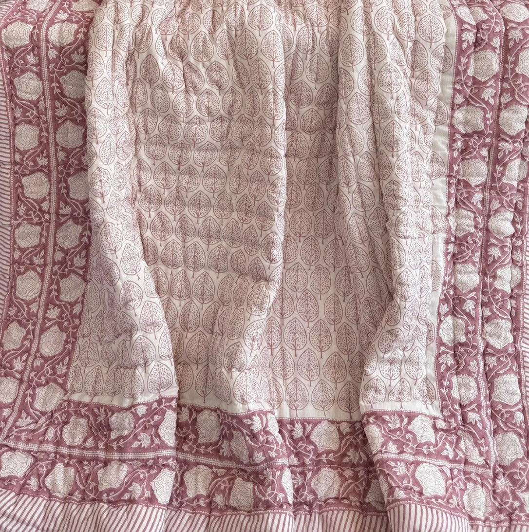 Jaipuri Razai Quilt — Leaf Dusty Pink (Single / Kids)